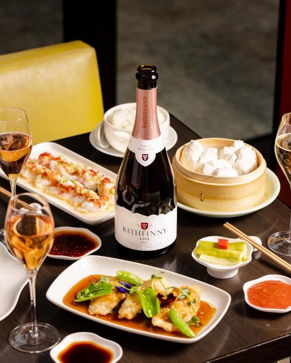 425982113_1574491839995441_3370016608889824726_n Rathfinny Rosé Brut