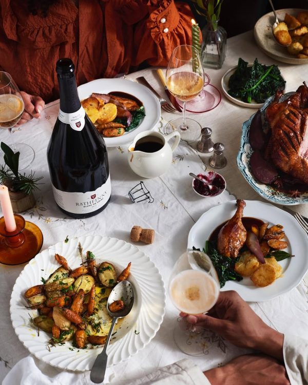 409186628_1067320037623476_2492211207055757602_n Rathfinny Blanc de Noirs Brut