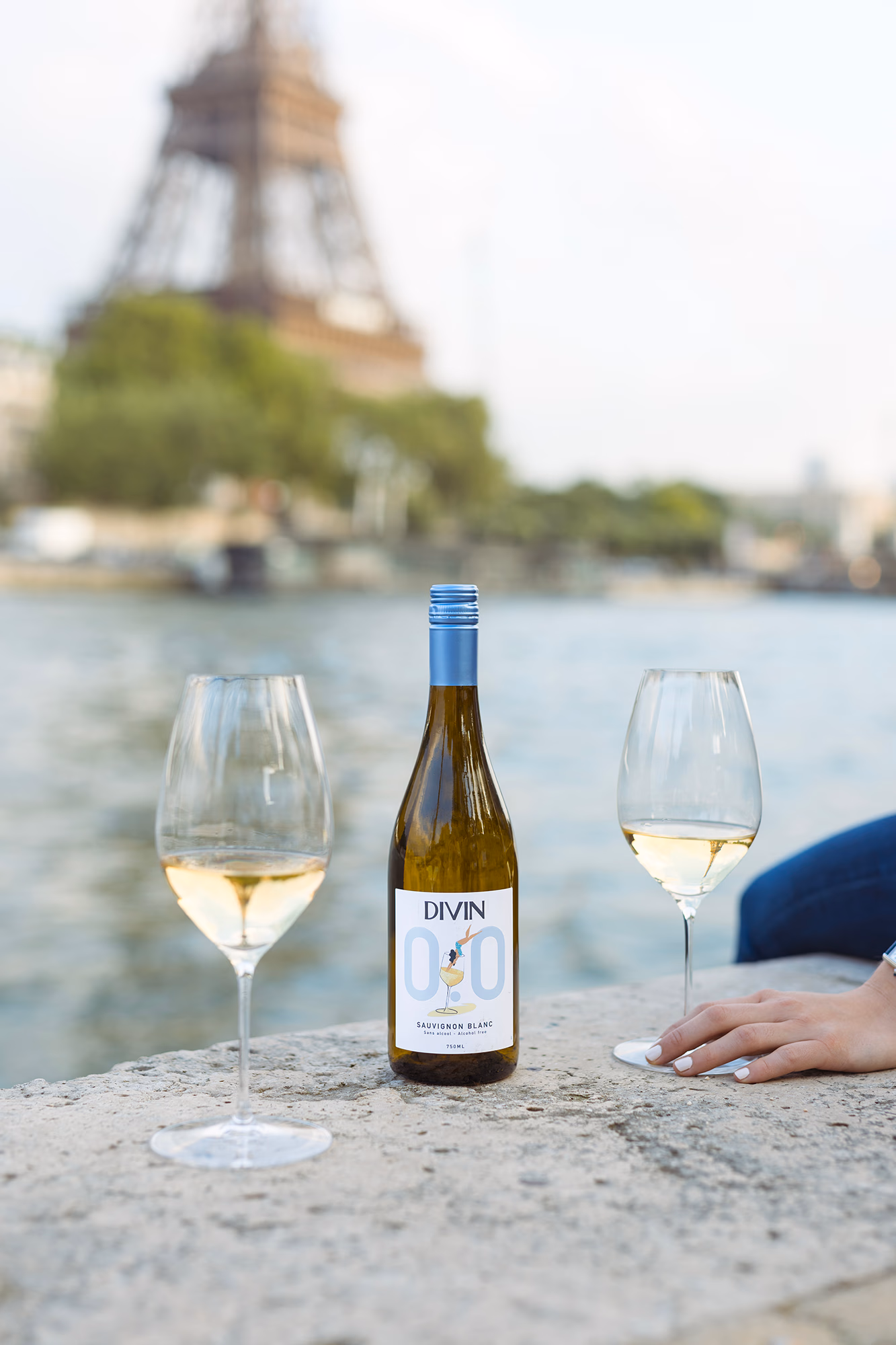 Divin Vigneron 0.5% Sauvignon Blanc - Image 2